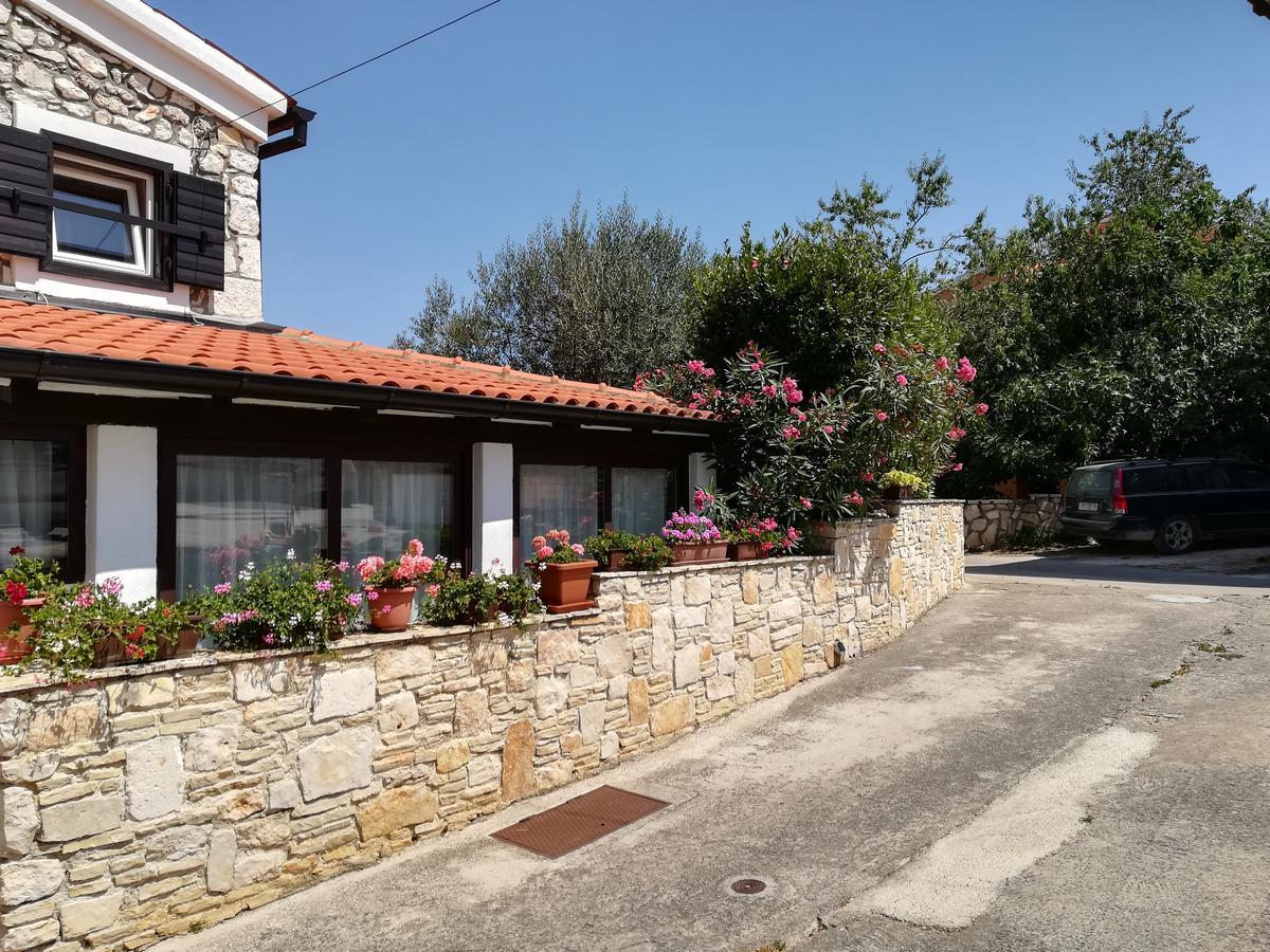 House Kamenjak Premantura Buitenkant foto